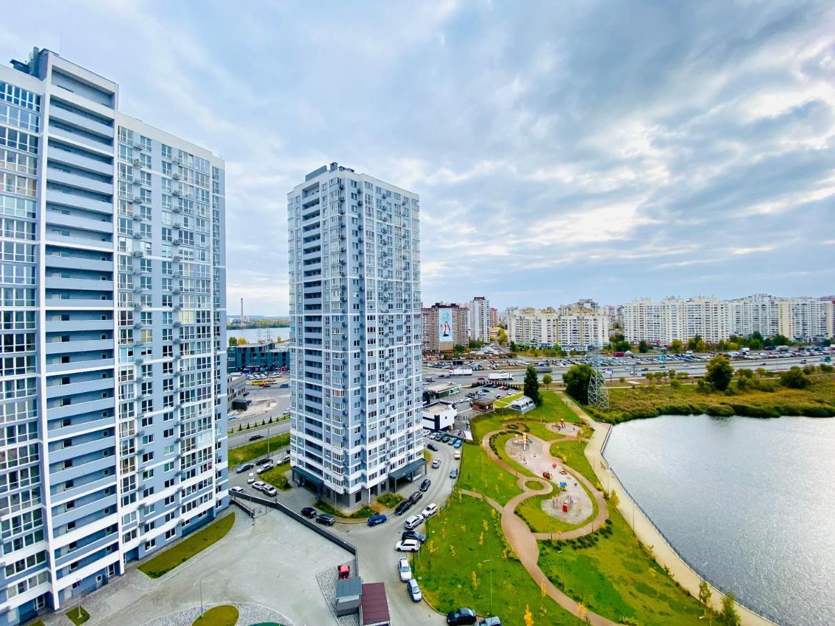 Myfreedom Апартаменти Метро Харківська เคียฟ ภายนอก รูปภาพ